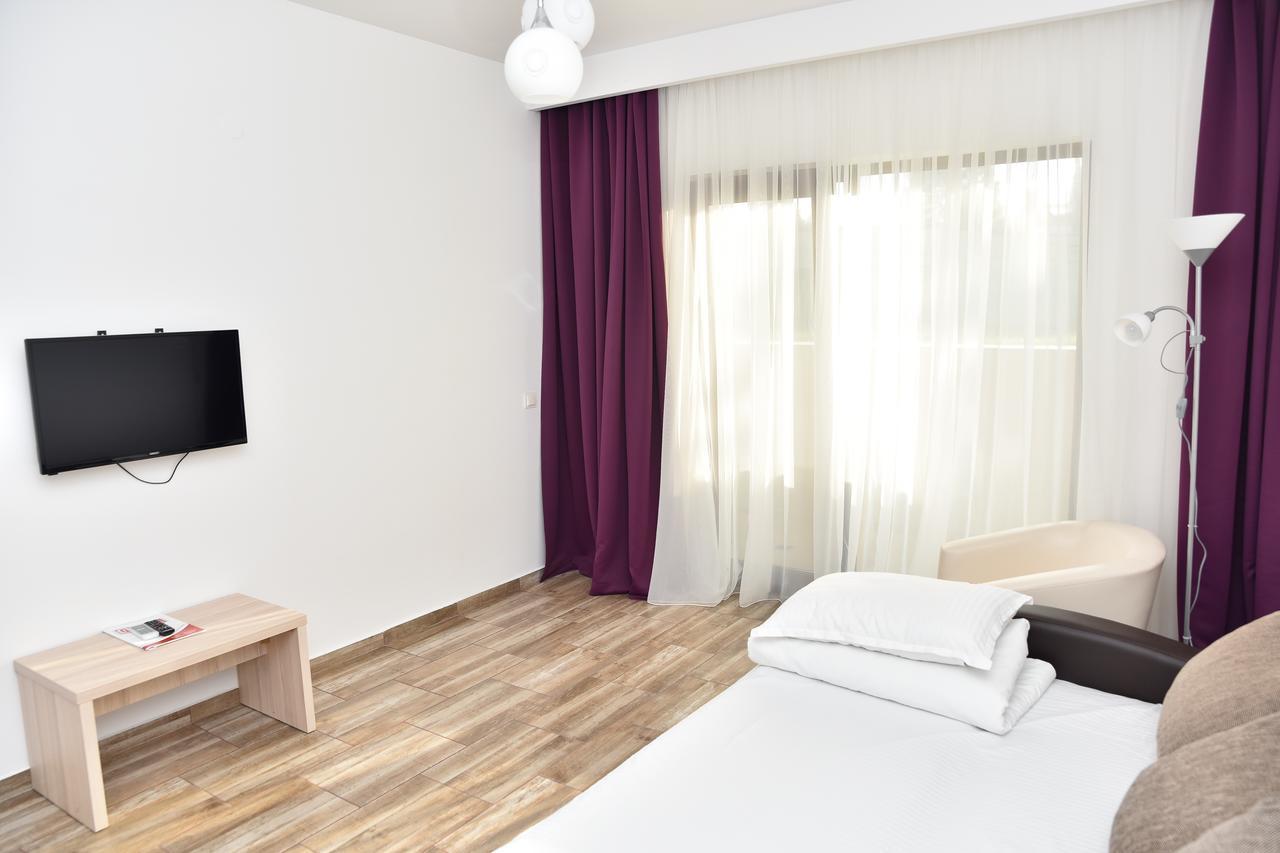 Q Hotel Neptun Ngoại thất bức ảnh